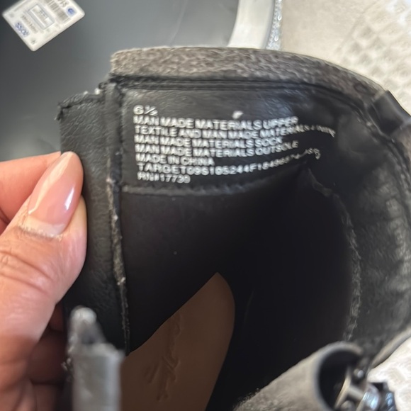 Universal Thread Black Combat Moto Boots with Buckle Details - Picture 6 of 7